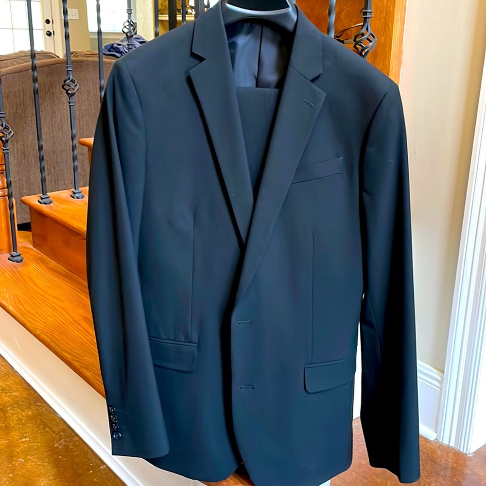 J.Ferrar Slim suit